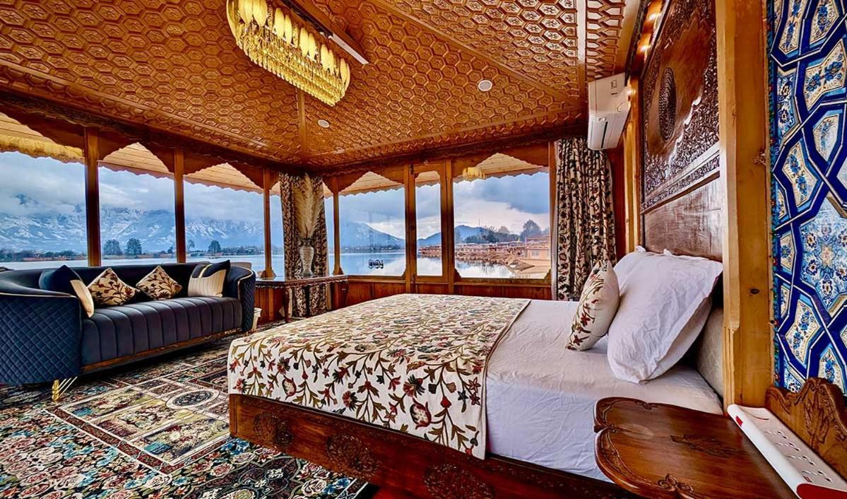 New Jacquline Heritage Houseboats Srinagar  Ngoại thất bức ảnh